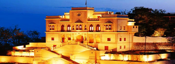 Ananda In The Himalayas - Tehri 01.jpg